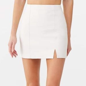 FAUX LEATHER MINI SKIRT